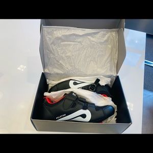 Peloton Cycling Shoes with Cleats size 40
